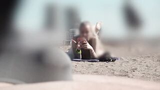 Bulge cock flash on beach - outside flashing