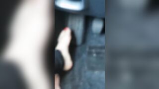 Hot legs drive the vehicle by pressing the pedals