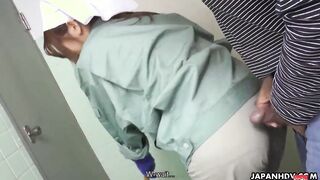 Japanese cleaner, Maki Koizumi sucks dick, uncensored