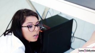 Boss makes latin IT employee asslick her
