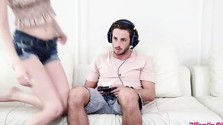5 Ways To Annoy Your Step Bro - S11:E4