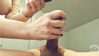 Nude masseuse jerks off his cock and films it on camera