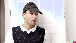 two Fore one - S9:E3
