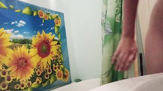 Bathing my unshaved butt and unshaved armpits