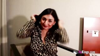 Dark Haired Brazilian Sexy inside a spectacular point of view session