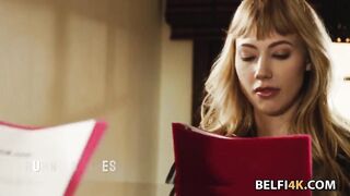 Blonde actress reduces stress before her audition