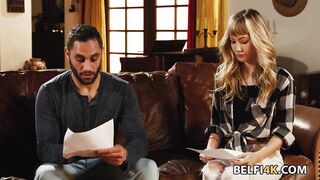 Blonde actress reduces stress before her audition