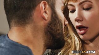 Blonde actress reduces stress before her audition