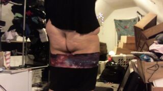 buttcrack putting clothes away