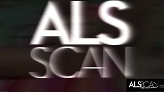 Russian beauty Ejaculates While Opened with Gape Cage into Sauna
