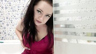 Golden rain from Gf Lara. Pee inside the WC