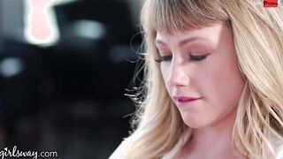 GIRLSWAY - Roleplay With Me: Special Delivery With Riley Reid