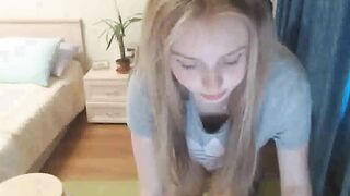 Stepsister blows a long cock on camera. She asked the dude to lick her cunt