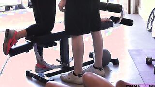 Pull Your Pants Down - S3:E10