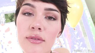 Can we ever get enough of Daisy Taylor?