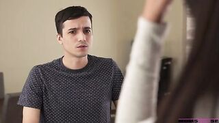 Stepmom Your Lips Taste Like Vagina - S16:E8