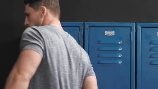 Roman Todd has hot sex with Dalton Riley at the gym