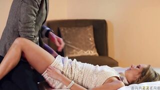 Lady learns to act via hardcore booty pounding
