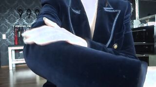 Lady Victoria Valente: Velvet Bondage