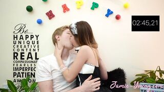 10 Minutes Make Out Challenge!! Jamie Young