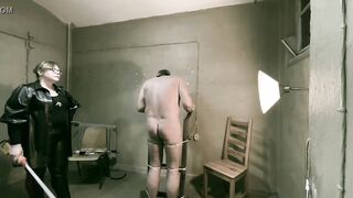 Domina Lover April - Hole controle
