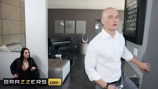 Phat booty 19 yo Angela White plays cops, robbers and ass