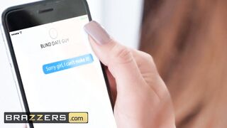 Dirty Cougar Ariella Ferrera fucks her daughter