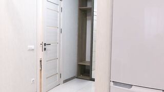 goddess cougar with huge butt inside pants came to clean up i banged her