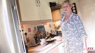 AuntJudys - 58yo Housewife Ms. Molly Jacks you off &
