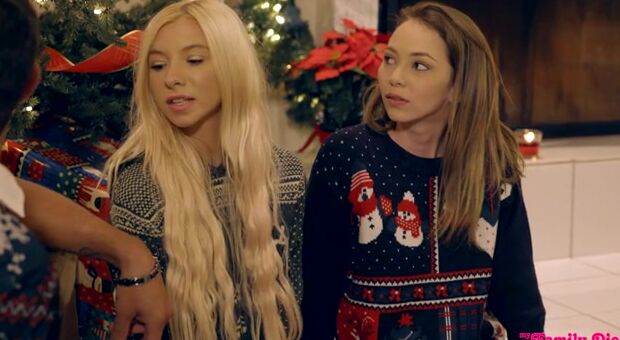 Christmas Family Sex - S1:E2