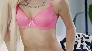 Lesbian Girls - S26:E3