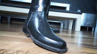Lady Victoria Valente: pov Rides Gf: Task for my stable boy