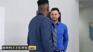 Brazzers - Dark Hair wife Casey Calvert cucks her man for some big black dick