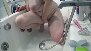 Secret camera inside the restroom spies on a old fiance