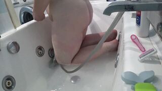 Secret camera inside the restroom spies on a old fiance