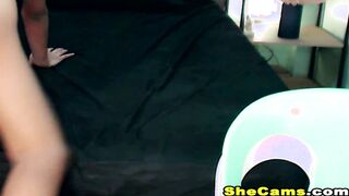 Amateur Shemale Loves to Jerks Off Her Dick