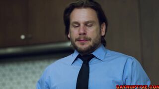 Mature Hans Berlin fucks Isaac Parker