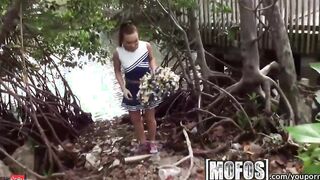Mofos - Cutie cheerleader sucks big penis