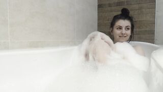 Into der Badewanne