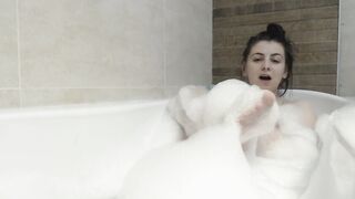 Into der Badewanne