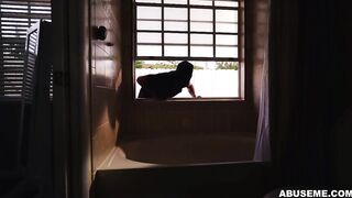 Nicole Ray - Breaking and entering inside that cunt