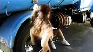 Amazing banged with the mechanic! (The unforgettable Porn Emotions inside HD restyling version)