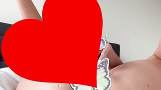 MYSTERIEUSE BEURETTE AUX GROS SEINS SUR SNAP COMPIL one