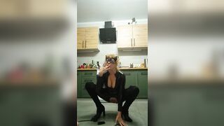 catwoman masturbate and squirt