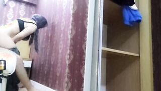 Evli Cocukk Bakicisi Kadini Sikerken Gizllii Kameraya Aliyor Turk Porno
