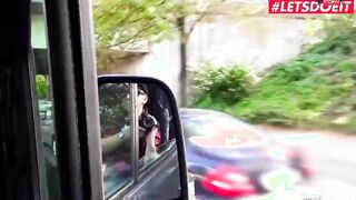 BUMS BUS - Nikky Dream Getting BBC On The Van