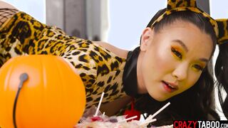 Fill my tight pumpkin with your candy