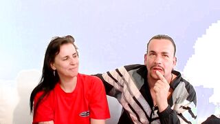 Steffi would like a 3 way with 2 guys