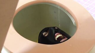pissing shower slaves