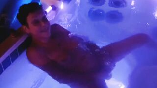 Who wants to join me inside the Goddess bath-tub??